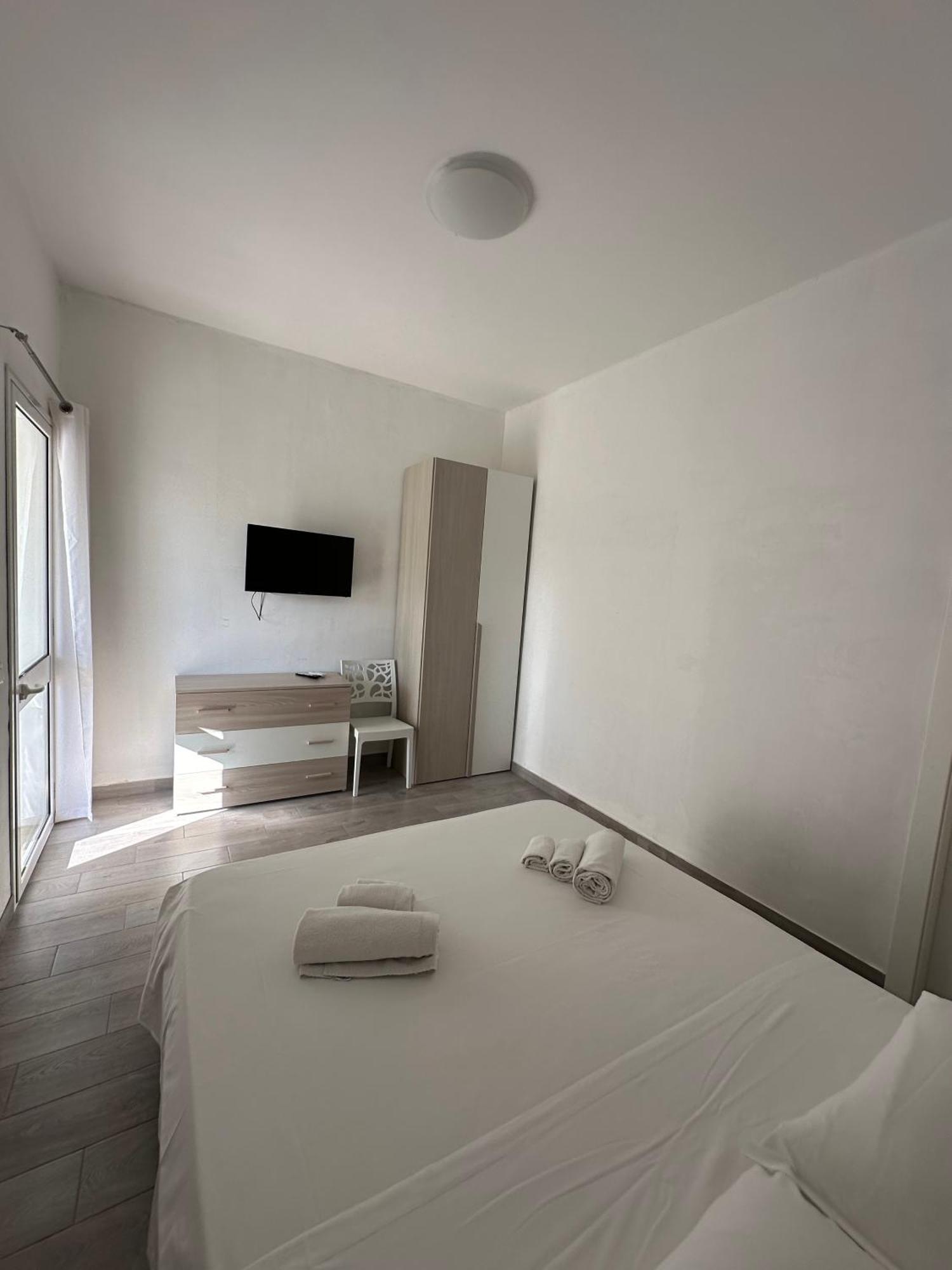 Il Faraglione Hotell Lido di Noto Exteriör bild