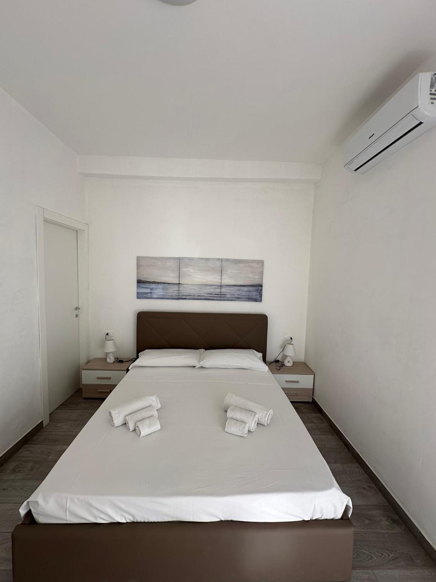 Il Faraglione Hotell Lido di Noto Exteriör bild