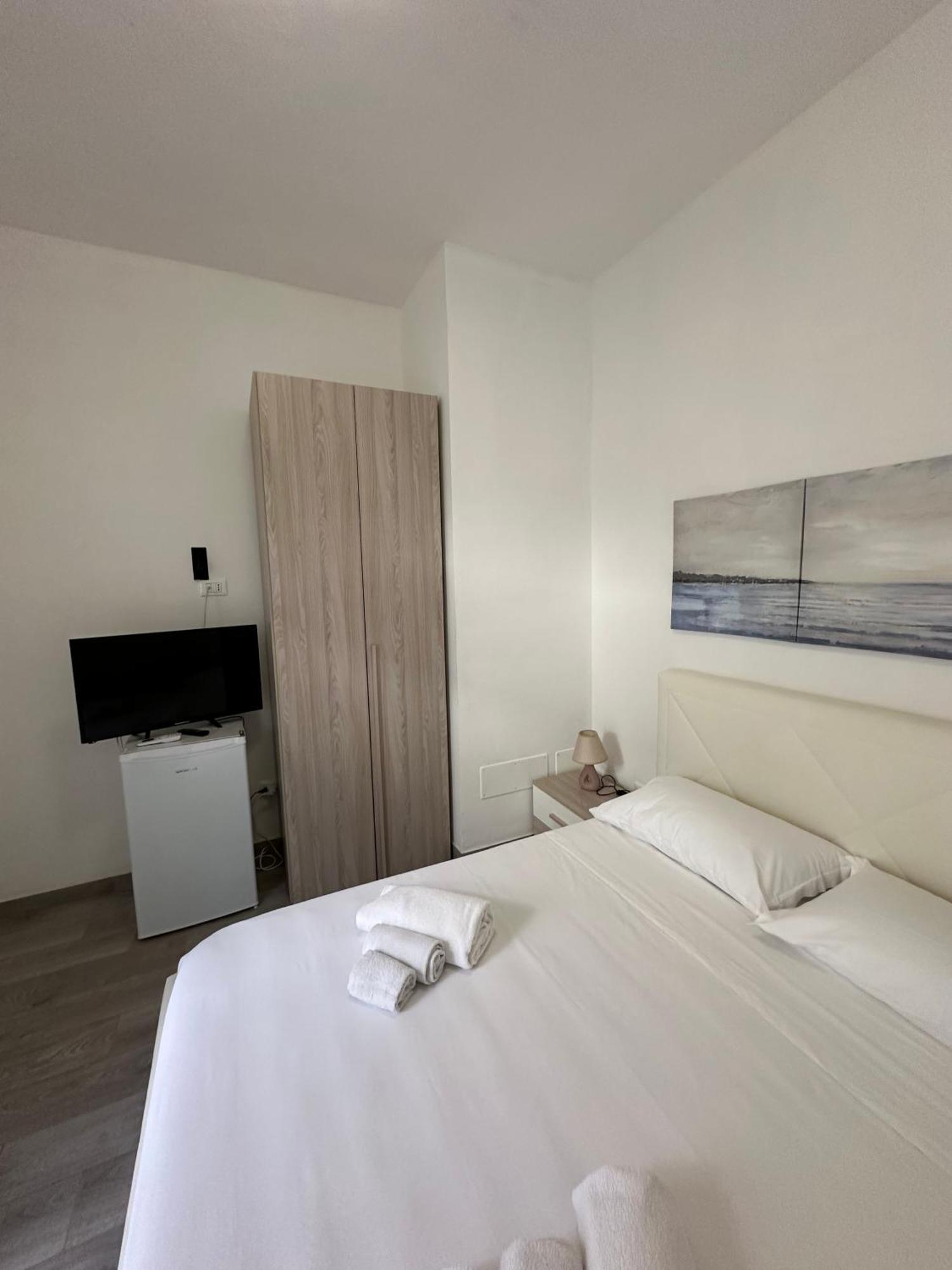 Il Faraglione Hotell Lido di Noto Exteriör bild