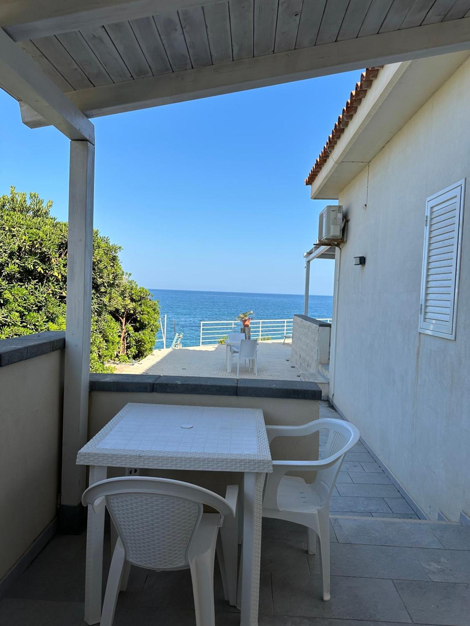 Il Faraglione Hotell Lido di Noto Exteriör bild