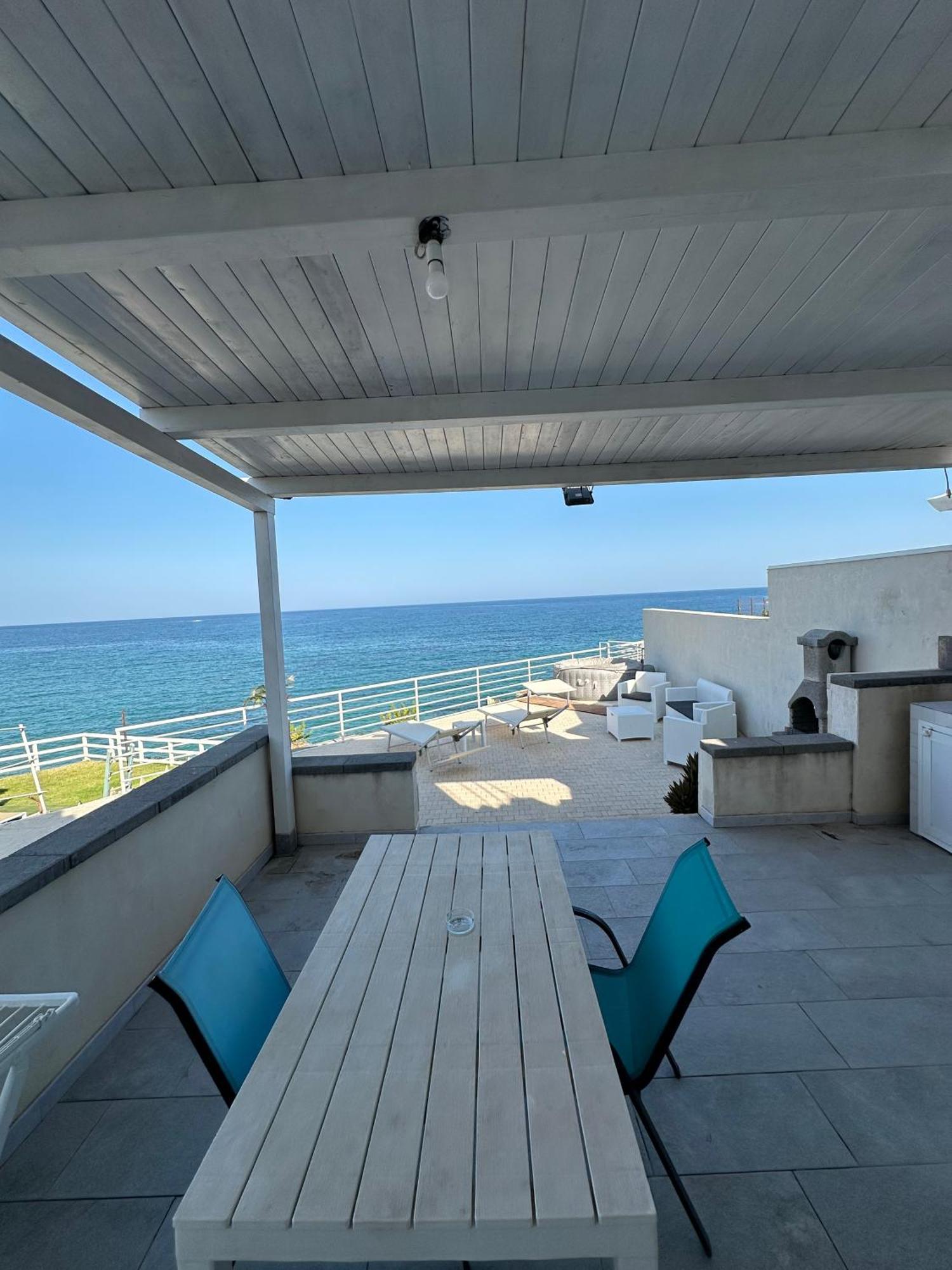 Il Faraglione Hotell Lido di Noto Exteriör bild